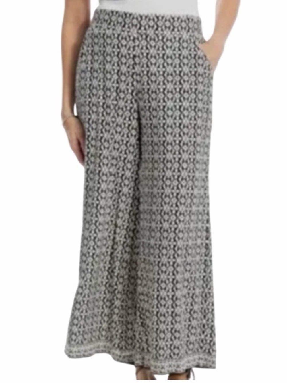 Max Studio Wide Leg‎ Printed Pull On Cropped Pants